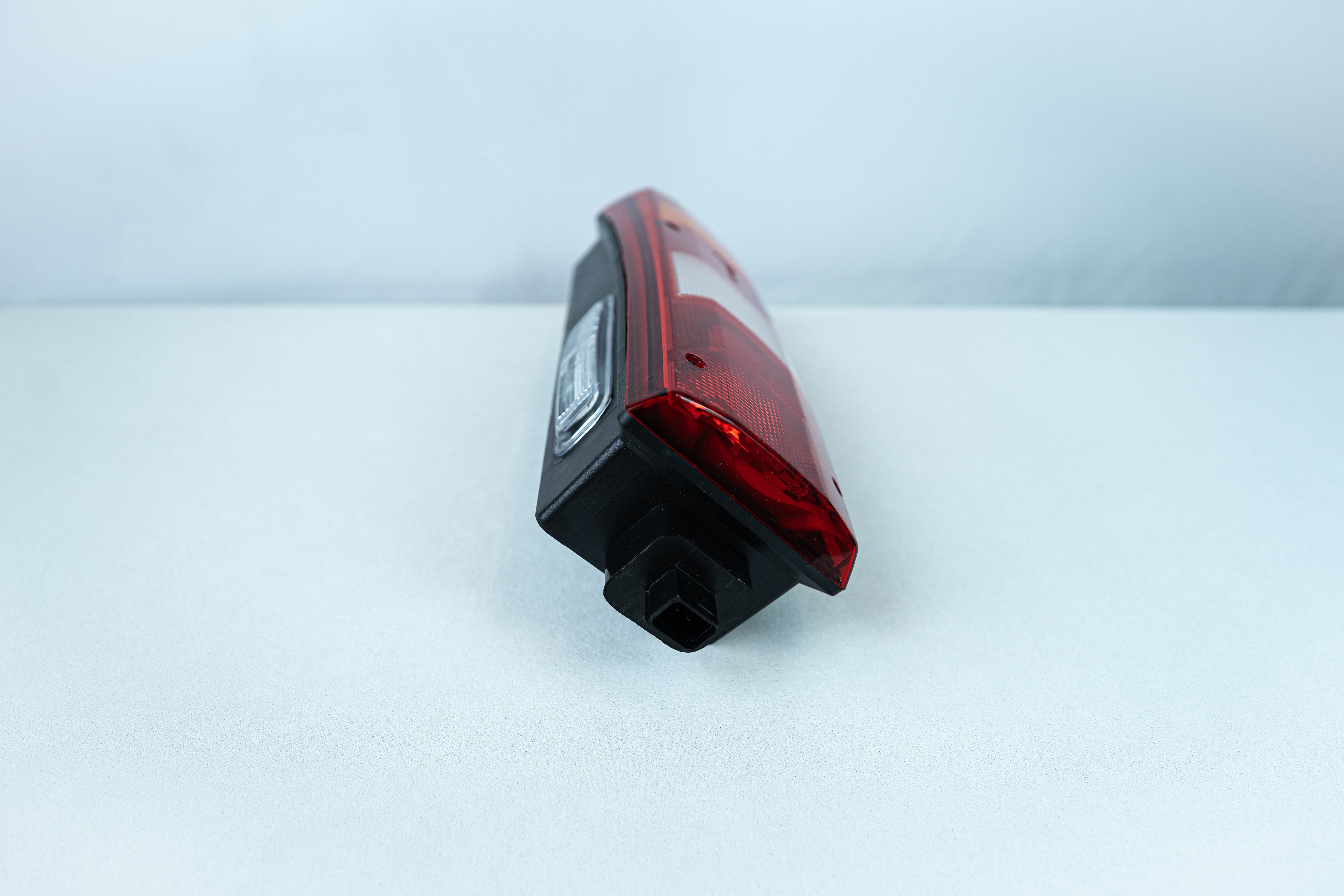 Atego/Actros Heckleuchte Links / 45€