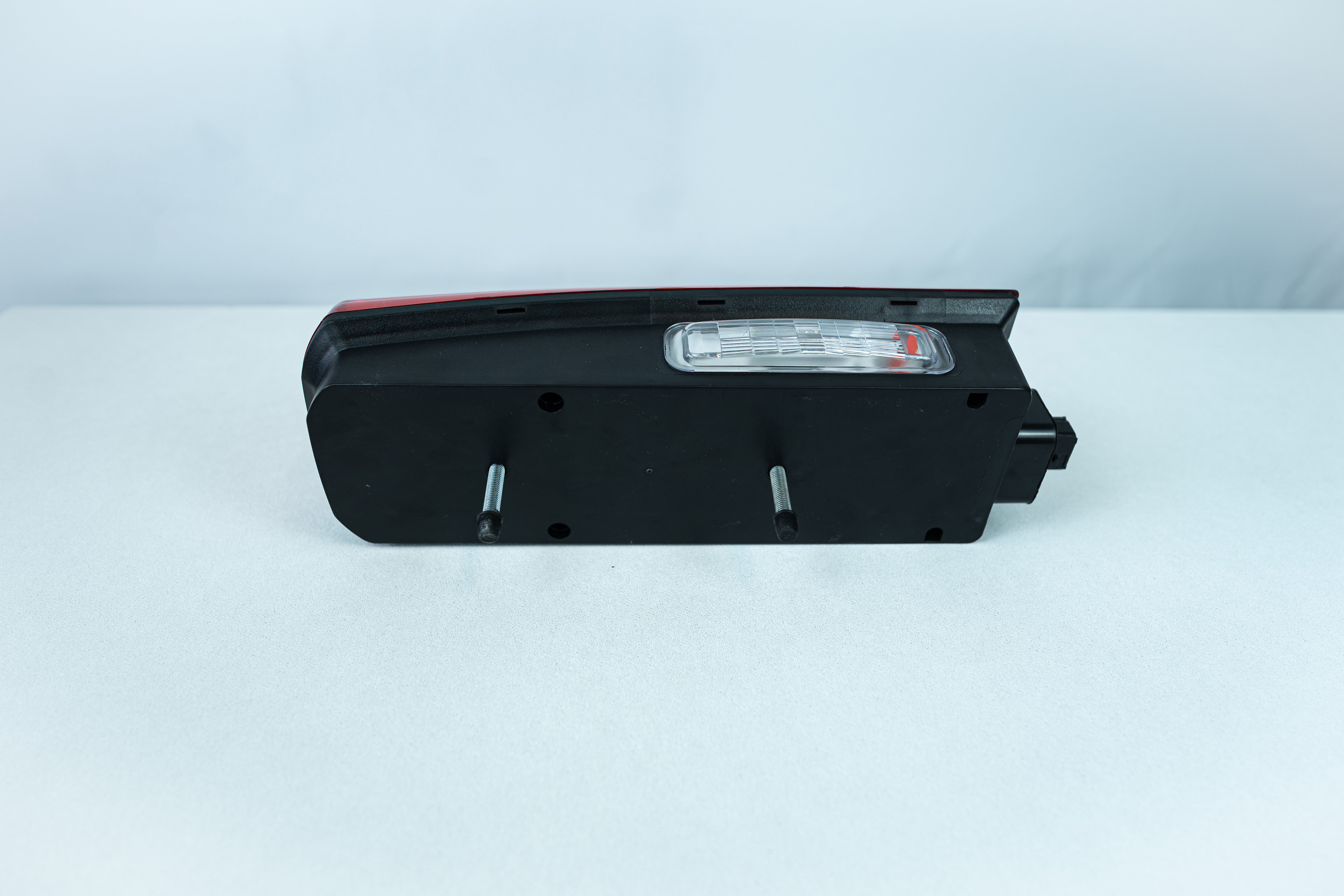 Atego/Actros Heckleuchte Links / 45€